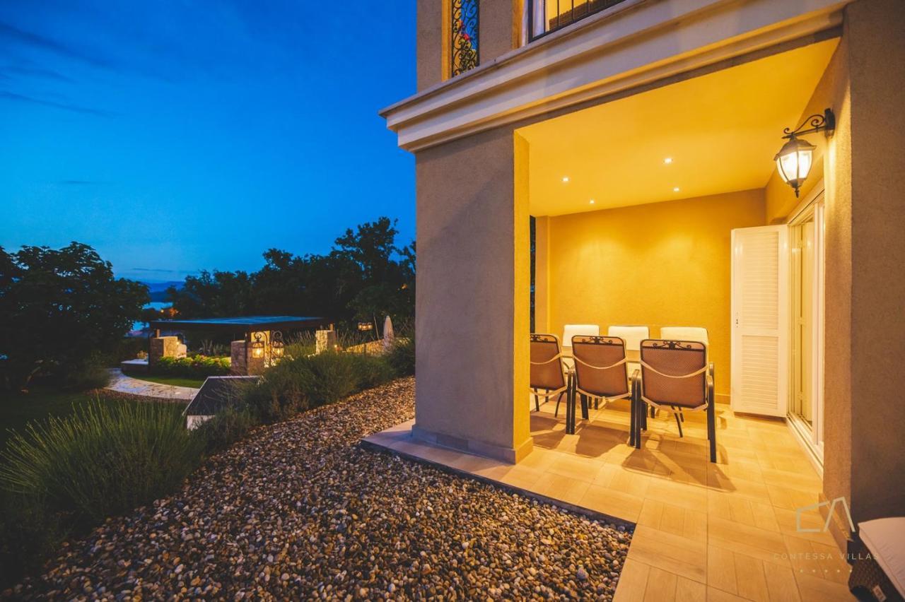 Luxury Apartments Villa Luce Malinska Eksteriør billede